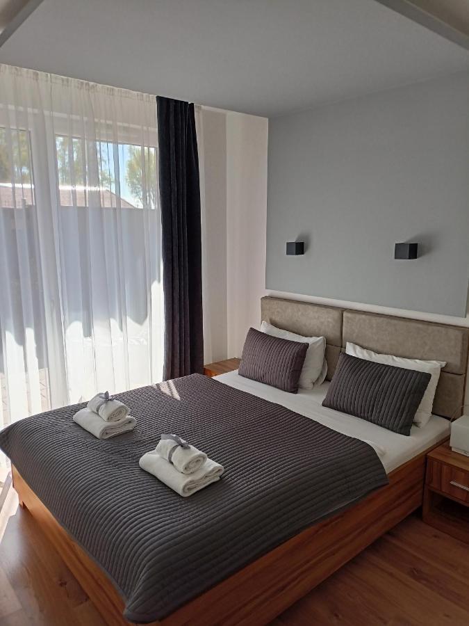 Marina Plaza Apartamenty Jastarnia Exterior foto